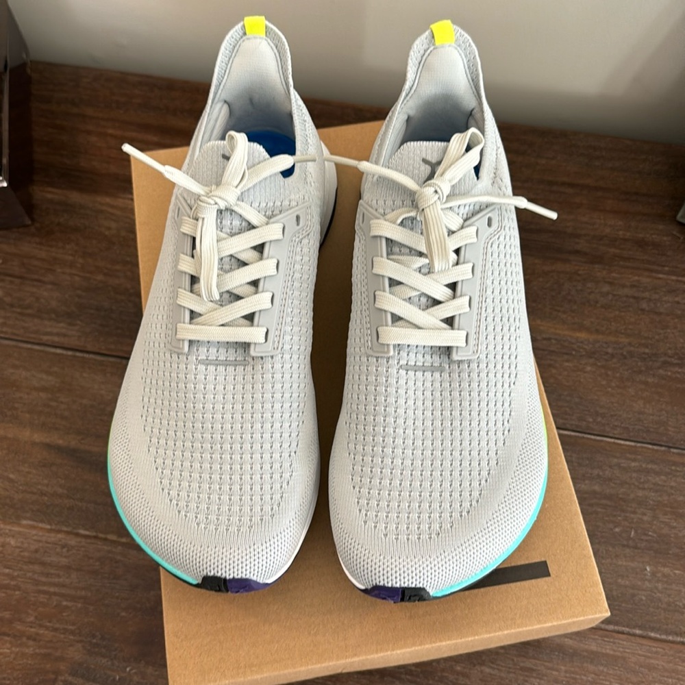 Unisex Flux Adapt Runner